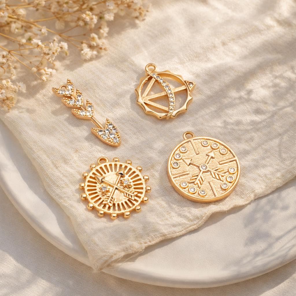 4pcs CZ pave Gold Arrow Charms, 18K Gold plated Brass, Dainty Arrow Pendant (GB-2466)